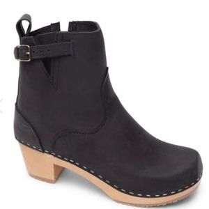 Sandgrens black New York Boot Clog - never worn!